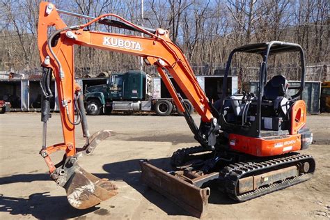 rubber track excavator for sale